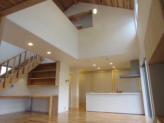 �É����l���s�̍��C�����f�M�Z��